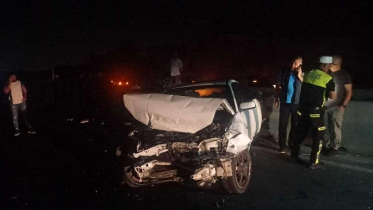 Gece Yarısı Ölümlü Trafik Kazası 2 Kişi Hayatı Kaybetti