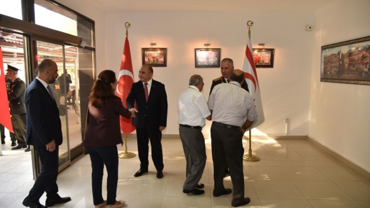 Türkiye Cumhuriyeti Lefkoşa Büyükelçisi Başçeri tebrik kabul etti