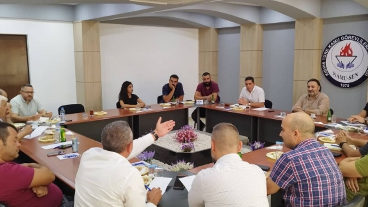 Sendikalardan, Meclis’te ve Hazine ve Muhasebe Dairesi’nde tam gün grev