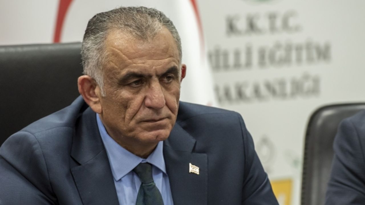 "Öğrencilere bugün ulaşılacağını ümit ediyorum"