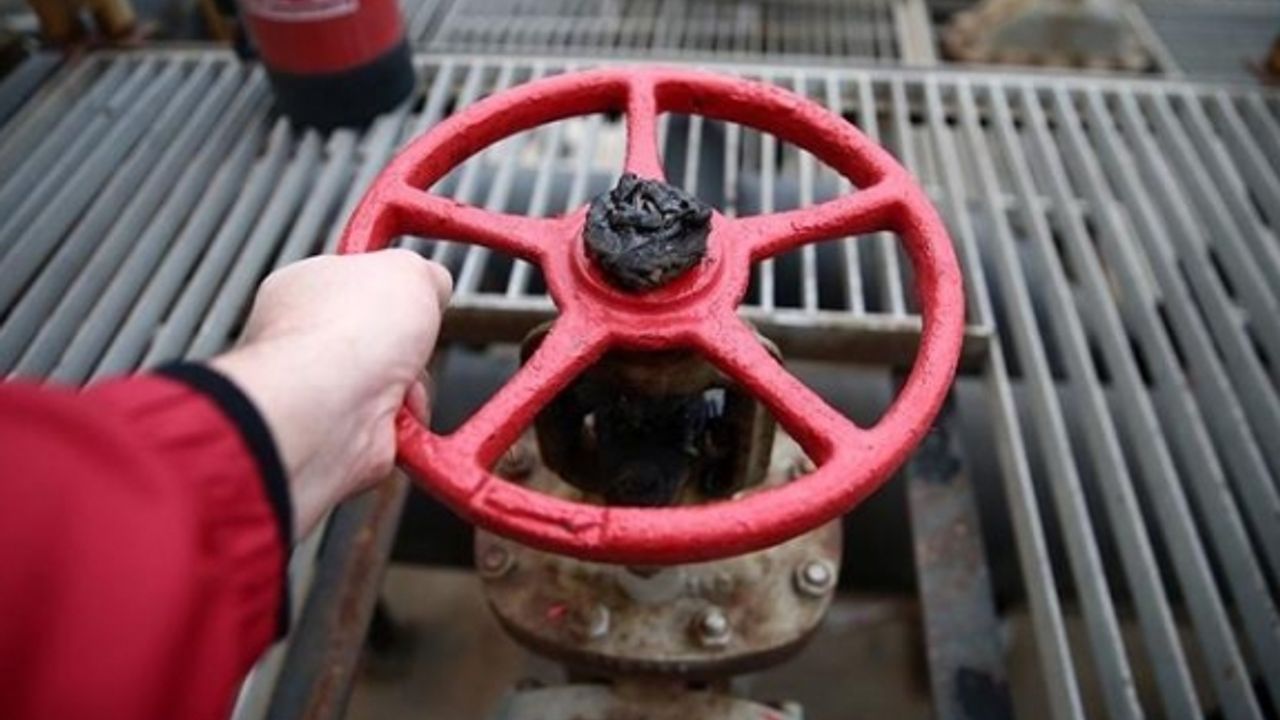 Brent petrolün varil fiyatı 76,03 dolar