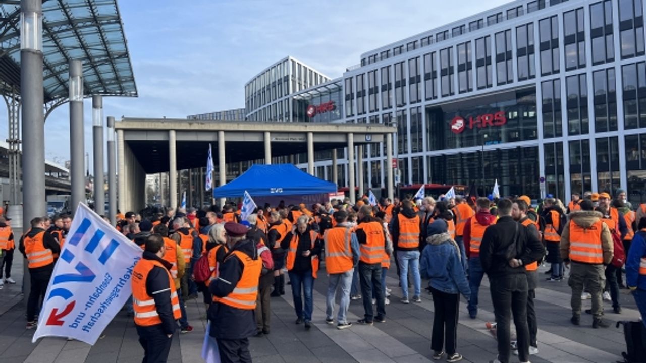 Avrupa'da alışılmışın dışındaki enflasyon grev dalgasını genişletti