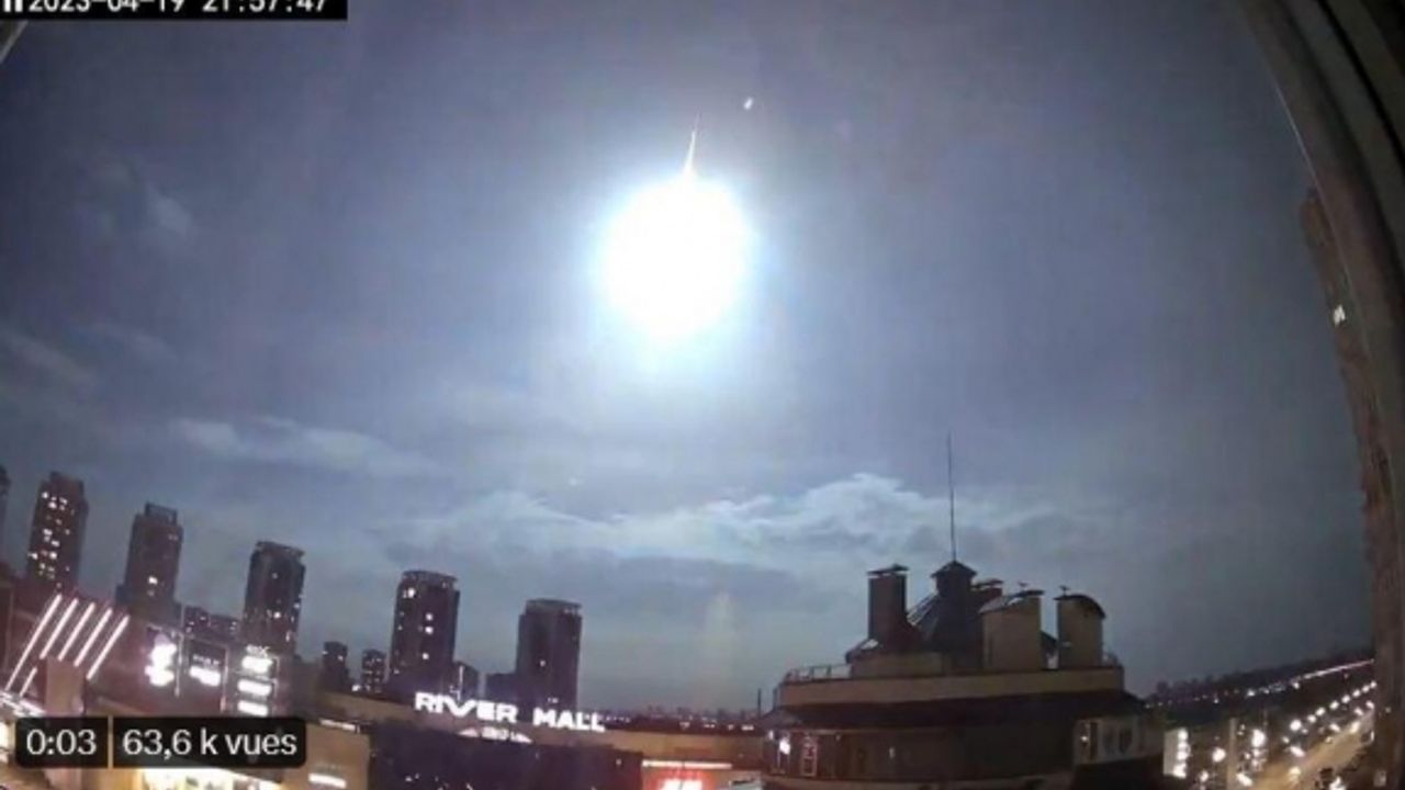 Kiev’de gökyüzünde gizemli bir ışık belirdi