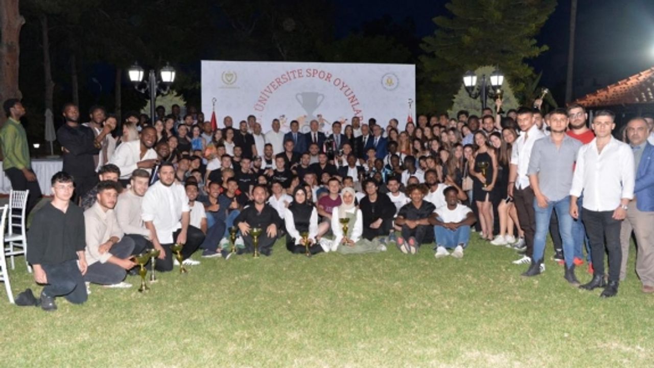 21. Üniversite Spor Oyunları Kapanış ve Ödül Töreni Cumhurbaşkanlığı'nda yapıldı