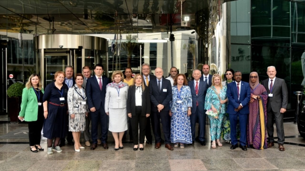 Ombudsman Varol, din, dil, ırk ayrımı gözetilmeden Anayasa karşısında herkesin eşit olduğunu vurguladı