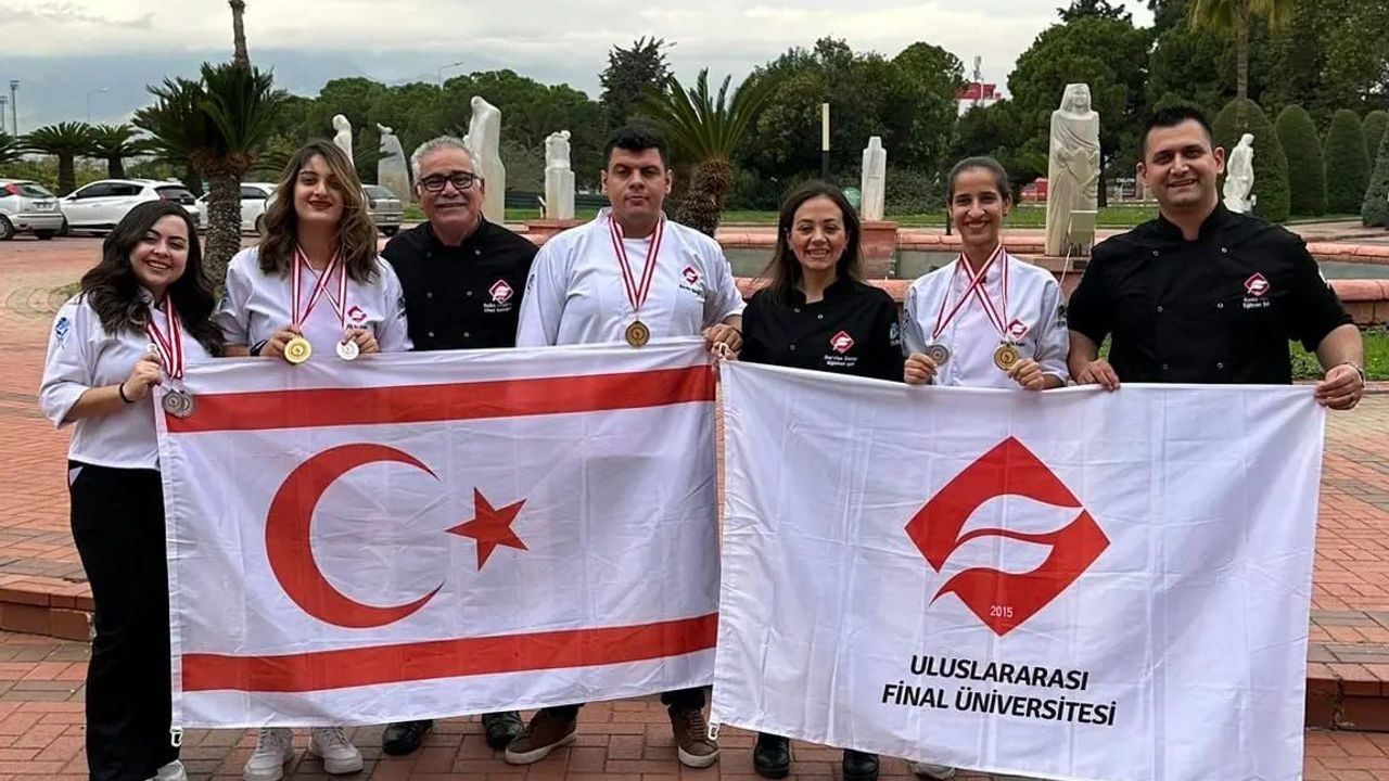UFÜ Gastronomi Bölümü öğrencileri, 3 altın ve 4 gümüş madalya ile döndü