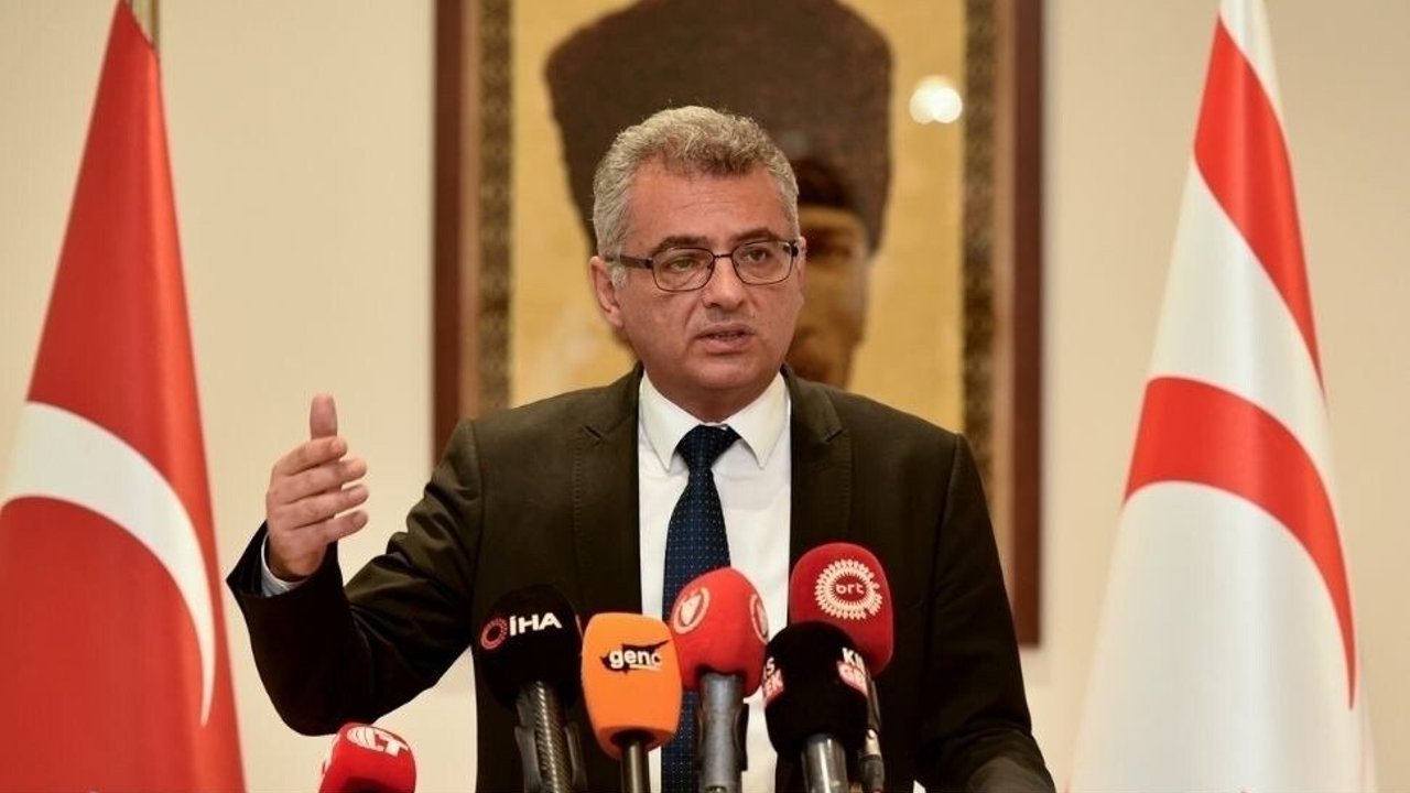 Tufan Erhürman Meclis'te