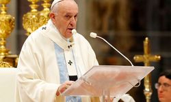 Katoliklerin ruhani lideri Papa Francis hayatını kaybetti