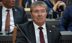 Başbakan Üstel: "Bugün ilk oturumunu gerçekleştiren meclisimizin bu tarihi ve özel gününü selamlıyorum"