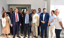 Başbakan Üstel, Lapta Sağlık Merkezi’ndeki yenileme çalışmalarını yerinde inceledi