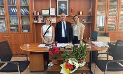 Rüya Taner, Gazimağusa Türk Maarif Koleji öğrencileriyle bir araya geldi