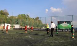 Geleneksel 27’nci Naci Talat Halı Saha Anı Futbol Turnuvası başladı