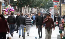 Eurobarometre'ye göre Rumların yüzde 84'ü hayatından memnun