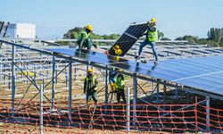 Haspolat Arıtma Tesisi'ne güneş enerji sistemi kurma çalışmaları sürüyor