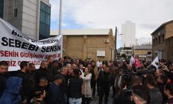 Hayvan üreticileri Tarım Bakanlığı önünde eylem yaptı