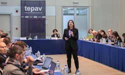 İncirli 'Kıbrıs'ta Yeni Dönem Konferansı'nda konuştu: 'Yeni dönemin ilkeleri kapsayıcılık ve uzlaşı kültürü'