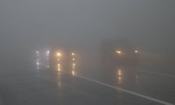 Polis sürücüleri uyardı: Girne - Değirmenlik ana yolunun zirve kısmında oluşan sis nedeniyle görüş mesafesi azaladı