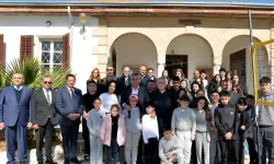 Cumhurbaşkanı Tufan Erhürman, Dipkarpaz Rum Ortaokulu ve Dipkarpaz Recep Tayyip Erdoğan Ortaokulu'nu ziyaret etti