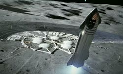 Elon Musk, SpaceX'in Ay'da 'kendi kendine büyüyen şehir' kurmaya odaklanacağını açıkladı