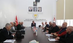 Bayındırlık ve Ulaştırma Bakanı Arıklı, Balıkesir Türk Ocakları heyetini kabul etti