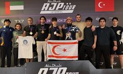 Caeser Fight Club sporcuları İstanbul'da madalyaları topladı