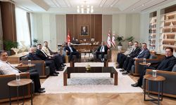 Cumhurbaşkanı Erhürman, KTFF başkanı ve yönetim kurulu üyelerini kabul etti