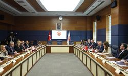 Cumhuriyet Meclisi Dostluk Grubu heyeti TBMM AB Uyum Komisyonu ile görüştü