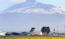İtalya, ABD'nin Orta Doğu'ya gönderdiği uçakların Sigonella Üssü'nü kullanmasına izin vermedi