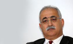 İzcan: 'Kıbrıs bölge barışına hizmet eden bir barış adası olmalıdır'