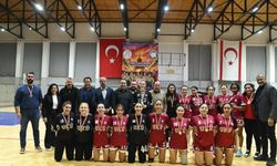 KTSYD Kupası final maçlarında UKÜ, hem erkeklerde hem de kadınlarda şampiyonluğa ulaştı