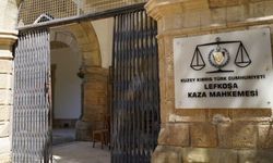 'Sahte diploma' davası: Sanık F.Ü, ilk kez Lefkoşa Ağır Ceza Mahkemesi'ne çıkarıldı