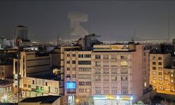 Trump'ın İran'ın enerji altyapısına saldırıyı ertelemesinin ardından İsrail, Tahran'a hava saldırısı başlattı