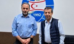 Bakan Ertuğruloğlu, Dış Basın Birliği'ni ziyaret etti