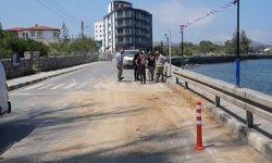 Lefke Belediyesi, Ecevit Caddesi'nde çöken yolu onardı