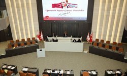 Meclis Genel Kurulu'nda, hayat pahalılığını düzenleyen 11 yasa tasarısı komiteye geri çekildi