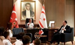 Öztürkler, makamını Şht. Yalçın İlkokulu öğrencisi Rana Dalay'a devretti