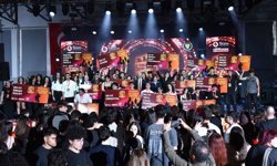 Telsim Freezone 12. Liselerarası Müzik Yarışması'nın büyük ödülü Levent Koleji'nin oldu