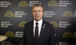 Üstel'den HP Yasası Mesajı: 'Kararı Grup Verecek, Biz Uygulayacağız'