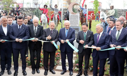 KKTC Aksakalı Oktay Öksüzoğlu Kayseri'de Türkoloji Zirvesi'ne katıldı