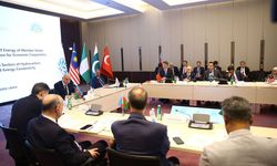 Bakü'de D8 Enerji Bakanları 1. Toplantısı yapıldı