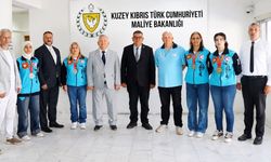 Berova, Dünya Budo Kupası'nda şampiyon olan KKTC Budo Milli Takımı sporcularını kabul etti
