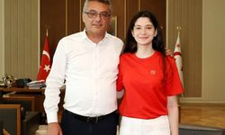 Erhürman Günay'ı kutladı