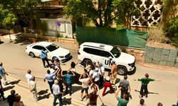 Birleşik Kıbrıs- İki Toplumlu Barış İnsiyatifi Dayanışma Evi önünde pankart açtı