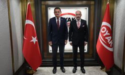 İçişleri Bakanı Oğuz, Ankara'da Emekli Korgeneral Zekai Aksakallı'yı ziyaret etti