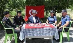 Tank şoförü Kıbrıs gazisi, silah arkadaşlarıyla verdiği mücadeleyi anlattı