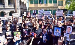 Aileler, Girne Mahkemesi önünde: Kayıplarımızı bulun, bütün sorumluları ortaya çıkarın