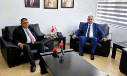 Bayındırlık ve Ulaştırma Bakanlığı'nda devir teslim: Sucuoğlu görevi Berova'dan devraldı