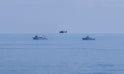 TCG Alemdar ile TCG Işın, 550 metre derinlikte robotik dalış ve taramalarını sürdürüyor