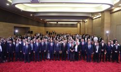 Başbakan Üstel: Artık geri sayım başladı, kapı kapı gezme zamanı