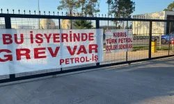 DEV-İŞ Kıbrıs Türk Petrolleri Ltd.'de eylemde: 'Uzlaşı olmazsa süresiz greve gidilecek'